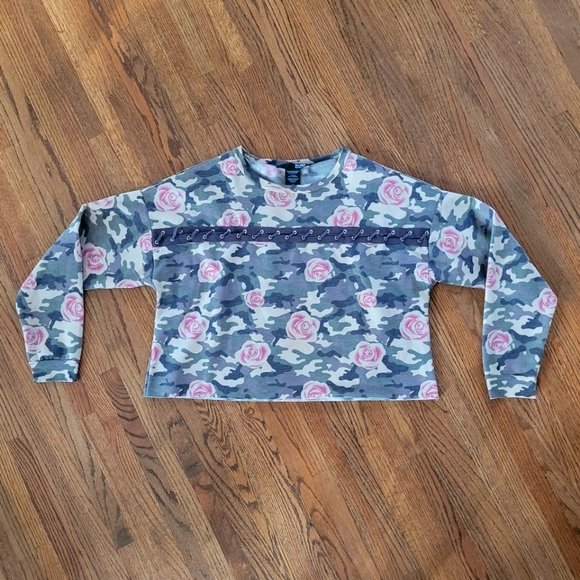 Rebel Suger cropped sweater - Picture 1 of 5